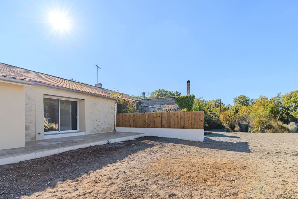 Maison en pierre PUISSEGUIN (33570) FP IMMOBILIER' title= 'Maison en pierre PUISSEGUIN (33570) FP IMMOBILIER