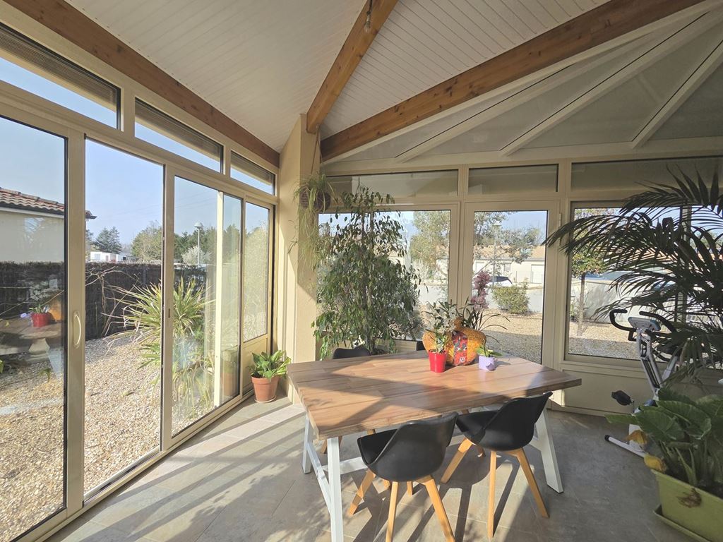 Maison Contemporaine ST DENIS DE PILE (33910) FP IMMOBILIER' title= 'Maison Contemporaine ST DENIS DE PILE (33910) FP IMMOBILIER