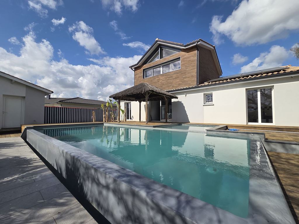 Maison Contemporaine - ST LOUBES (33450) - Agence Immobilière IMMOBY.ME