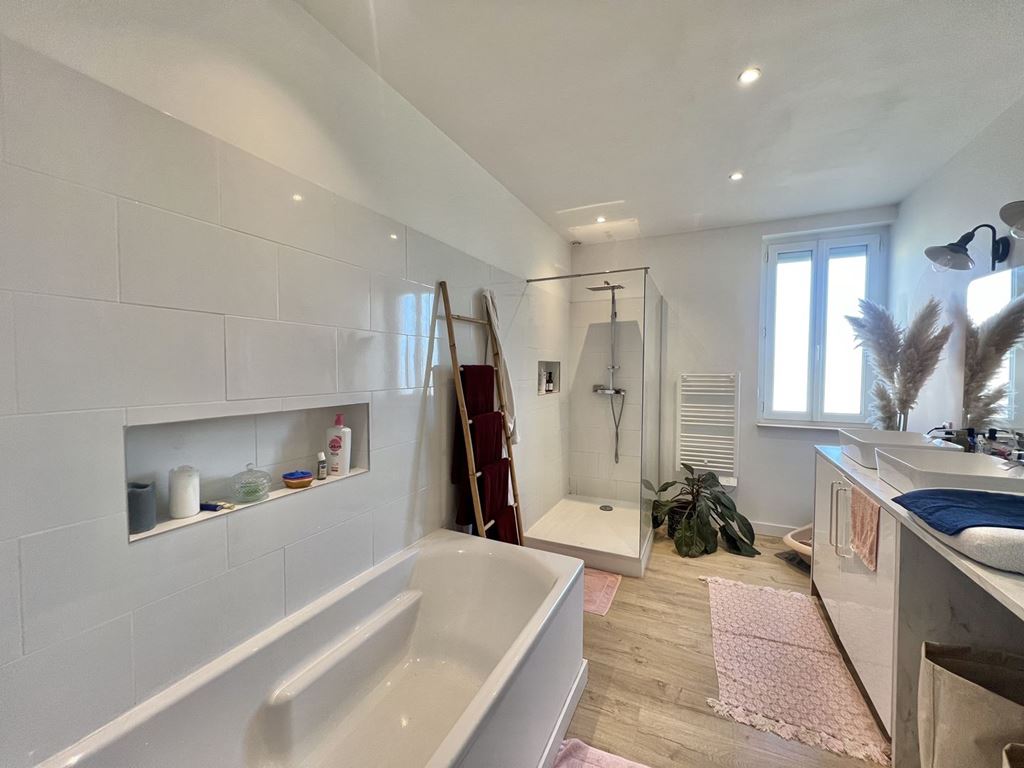 Maison en pierre LIBOURNE (33500) FP IMMOBILIER' title= 'Maison en pierre LIBOURNE (33500) FP IMMOBILIER